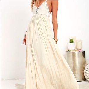 Tan beachy dress!! So cute!