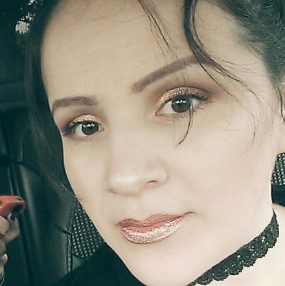 Hi, I love to shop for GREAT deals?!!👜👚👠💄💍