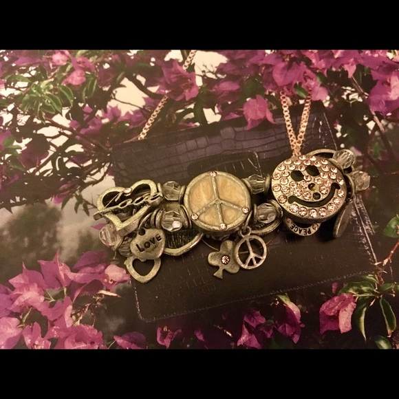 UNDEE BANDZ PEACE LOVE HAPPINESS CHARM BRACELET - Picture 2 of 8