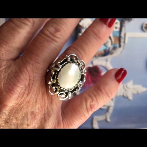 VINTAGE SILVER COPPER MOTHER OF PEARL RING - Picture 2 of 4