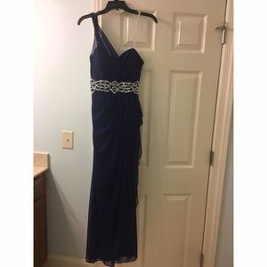 Navy prom dress