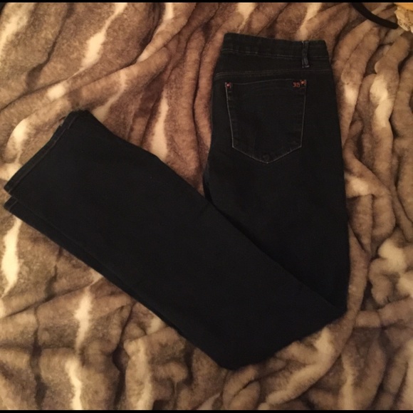 Joe's Jeans Twiggy Flare - Picture 2 of 4