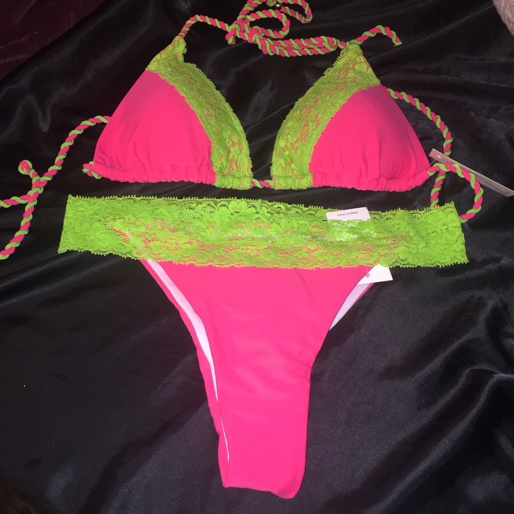 Brand new scrunch butt bikini