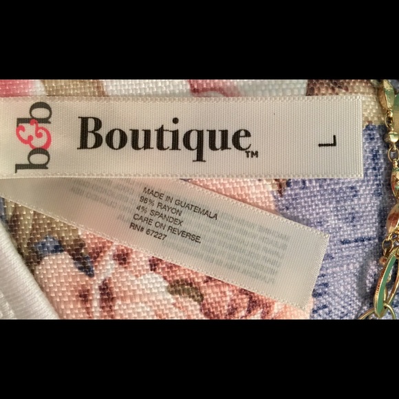 💋Trendy Cold-Shoulder Top!!! Large💋 - Picture 6 of 6