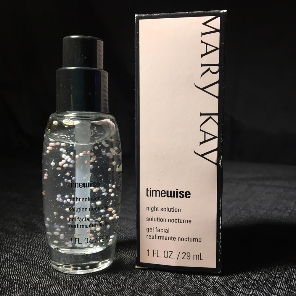 Oil free night solution for renewal