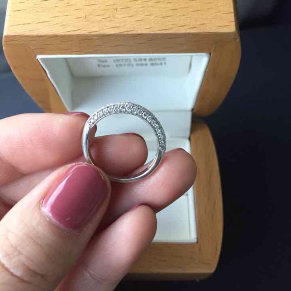 18k white gold size7