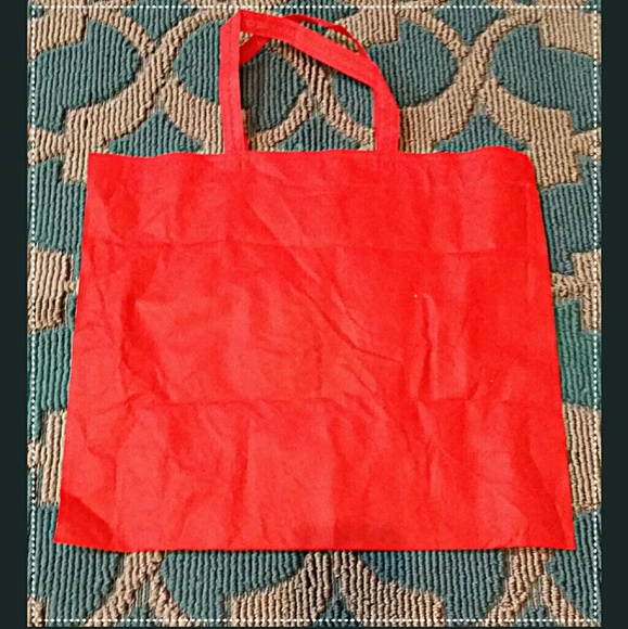 Haiying Snider Red and Gold Dast Bag 19 1/2 x 17 - Picture 3 of 3