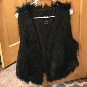 Fur vest