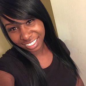 Meet your Posher, Tiffany