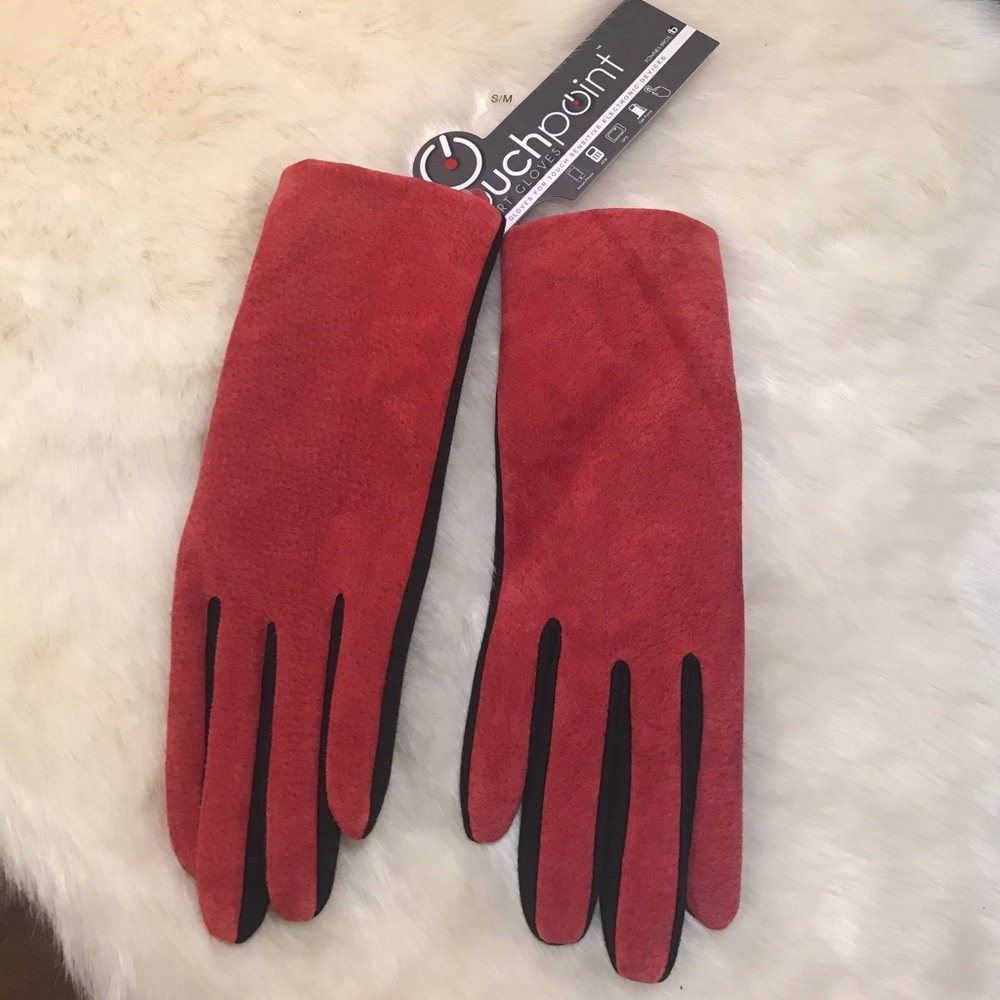 Touchpoint Smart Gloves