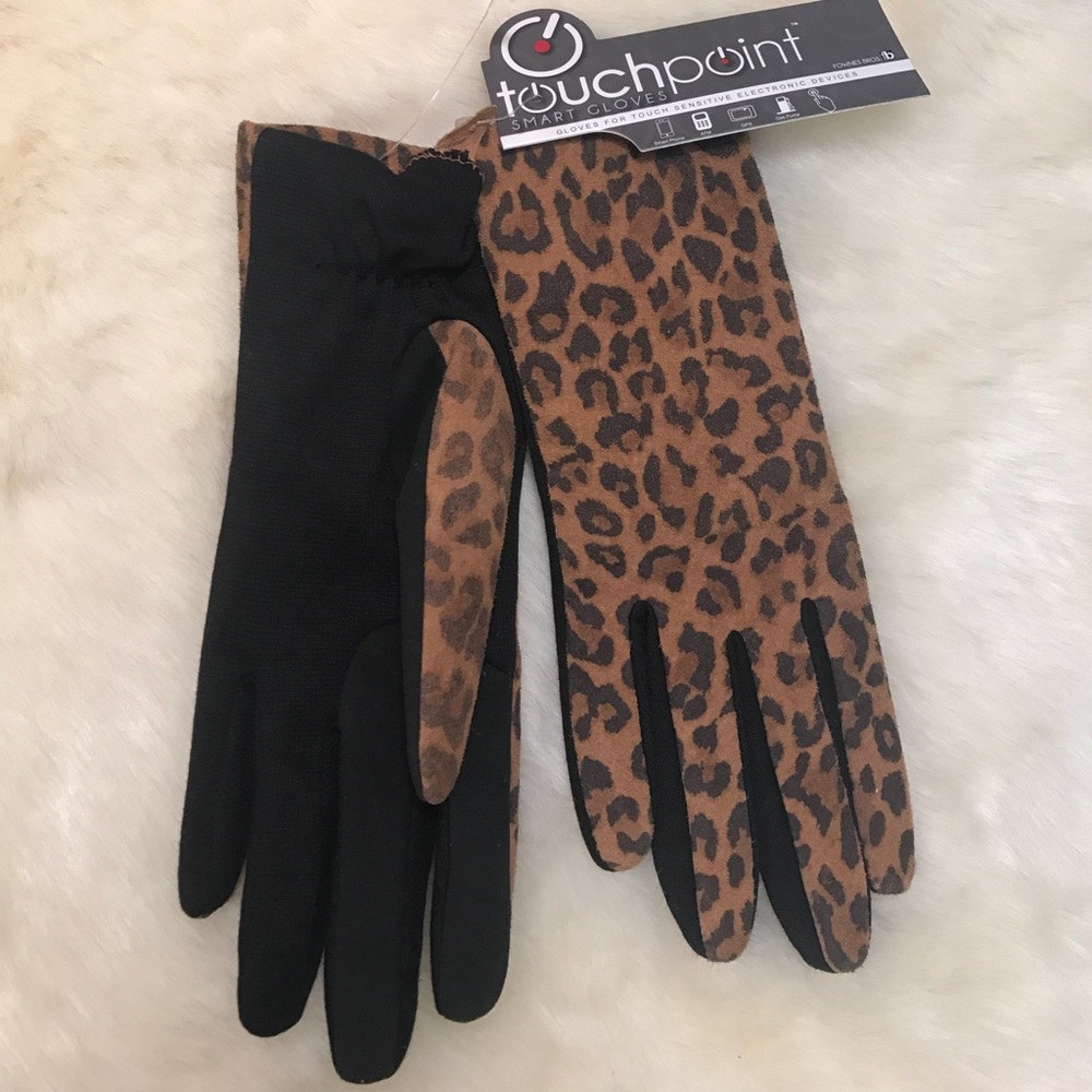 Touchpoint Smart Gloves
