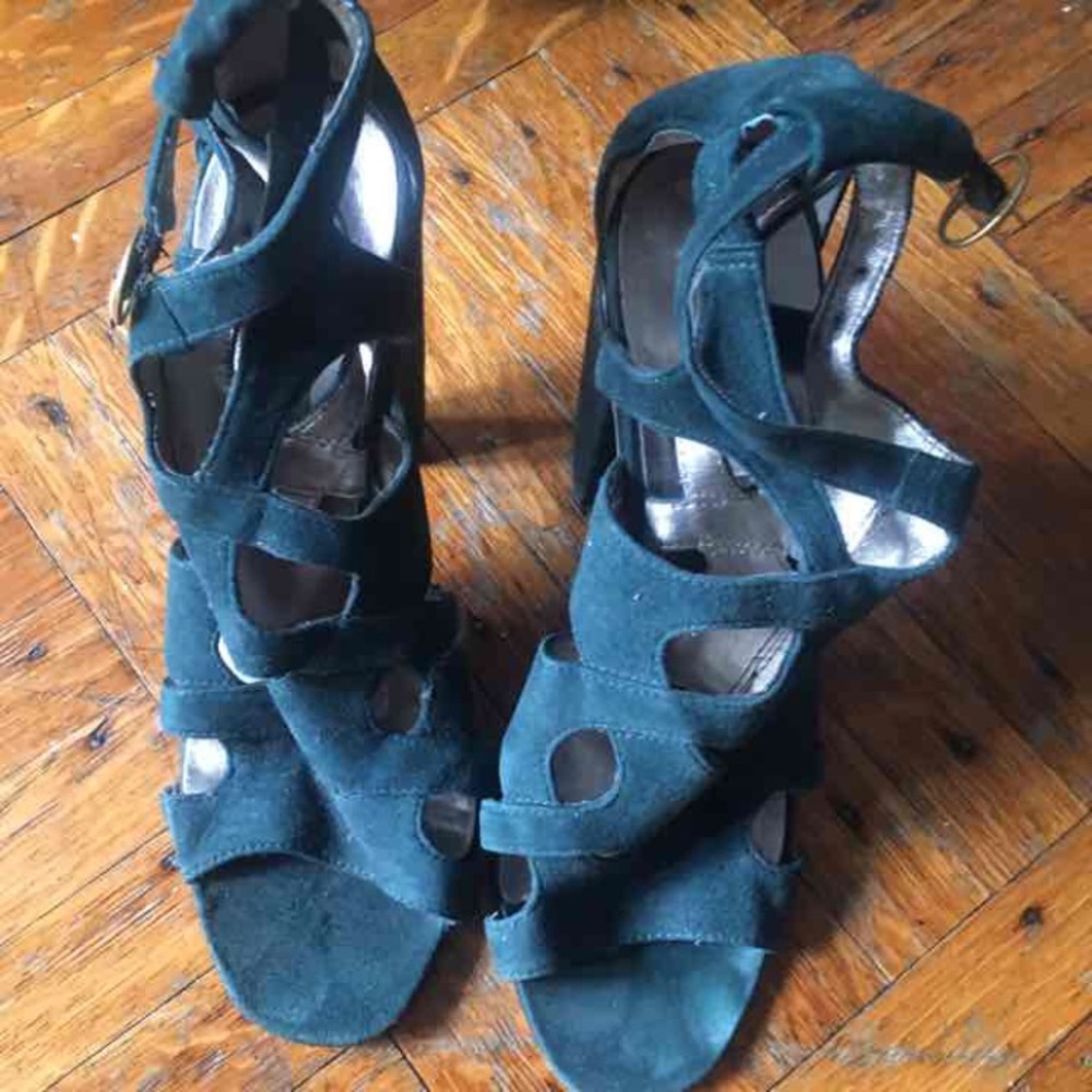 Steven Madden strappy thick heels