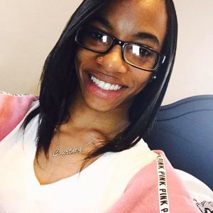 Meet your Posher, Courtney