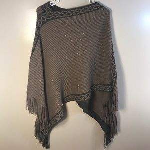 Stylish Soft Taupe & Gray Shawl