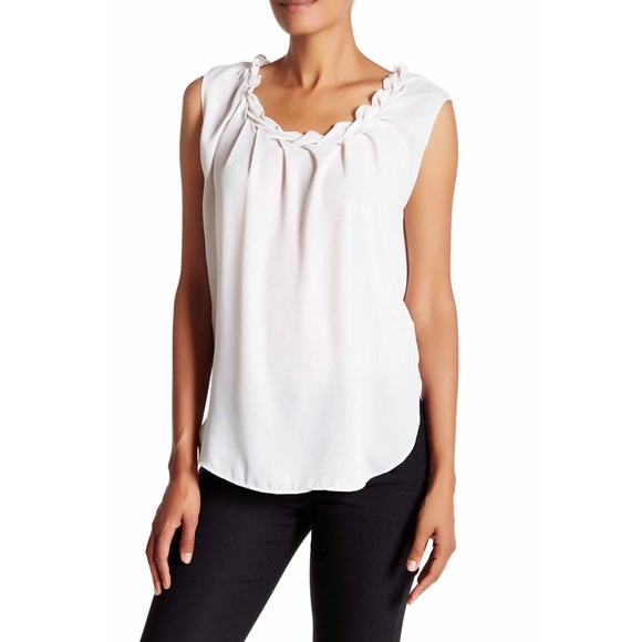 Braided Collar Blouse - Picture 2 of 3