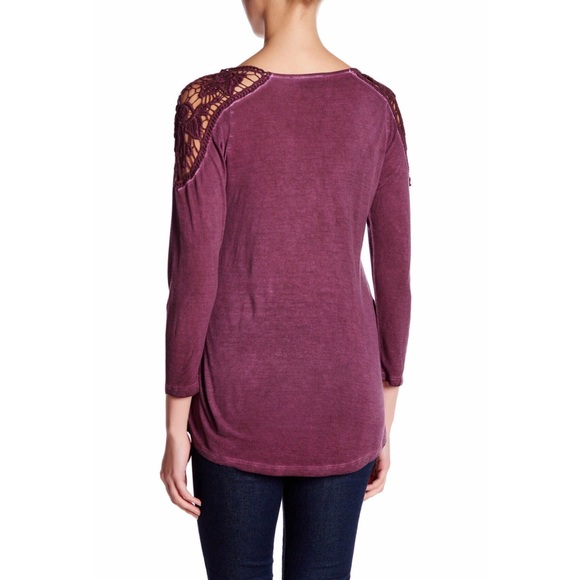 Lace Shoulder Top - Picture 3 of 3