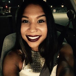 Meet your Posher, Brittney