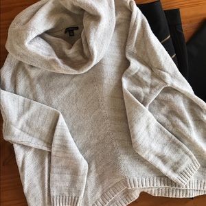 Express angle bottom sweater