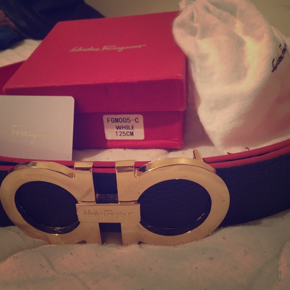 Ferragamo belt (reversable)