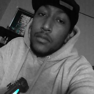 Meet your Posher, Doneil