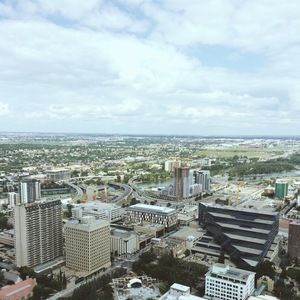 Meet your Posher, Julia