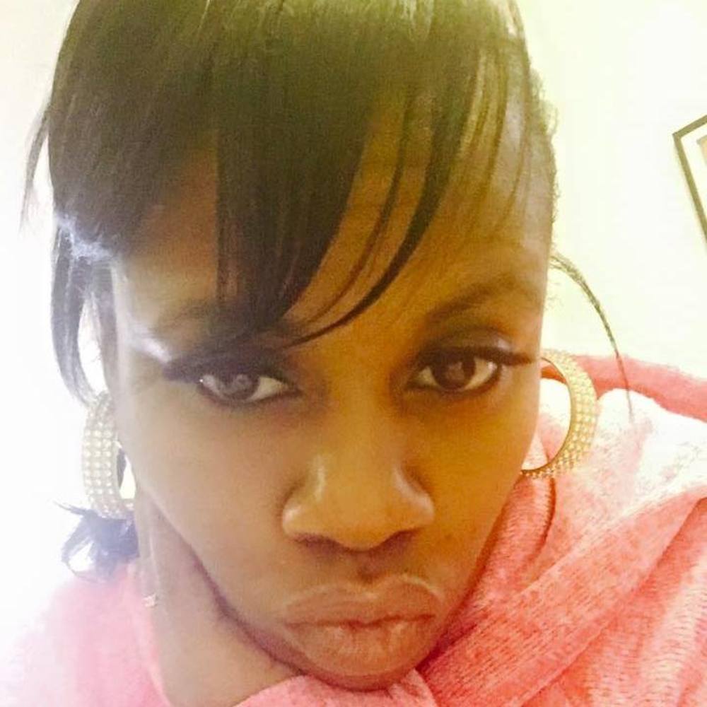 Meet your Posher, Keonia