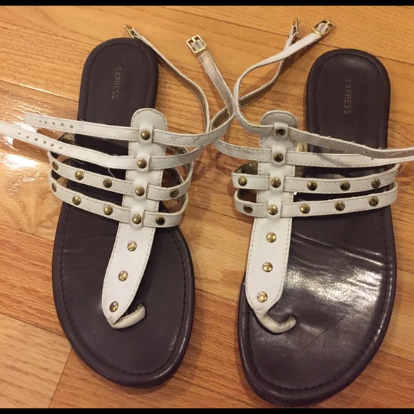 Express white sandals! - Picture 1 of 5