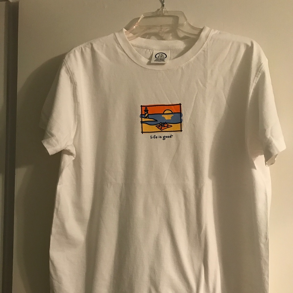 Life Is Good crusher T shirt. NWOT.