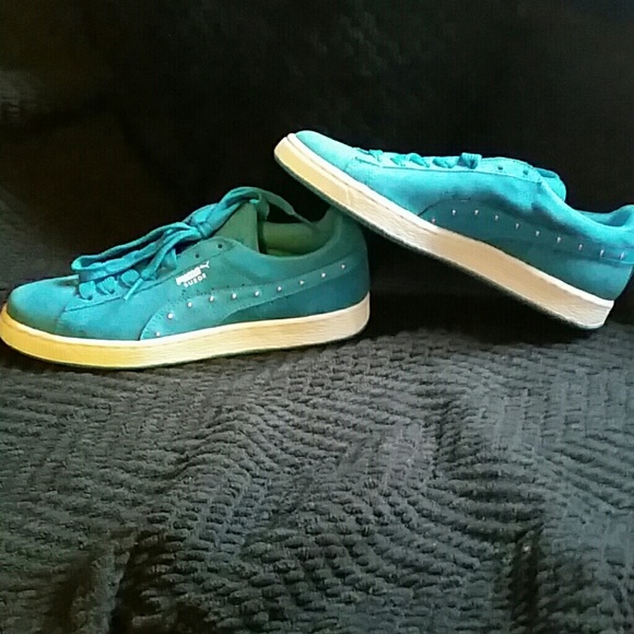 Puma Shoes - *SOLD *