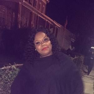 Meet your Posher, Genia