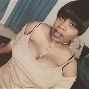 Meet your Posher, Tomisha