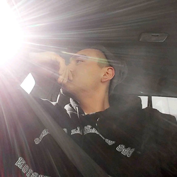 Meet your Posher, Jorge - Picture 1 of 1