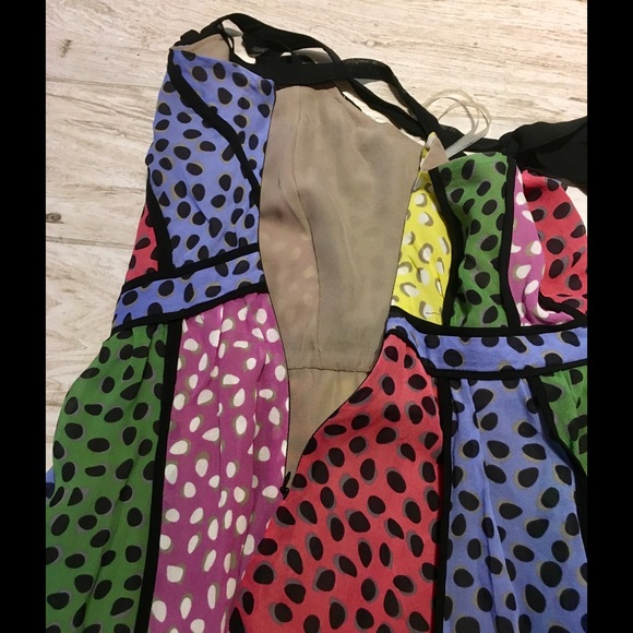 Wow!! Look at this Amazing SILK top!Beautiful!NWOT - Picture 3 of 3