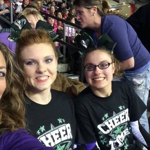 Meet your Posher, Elena