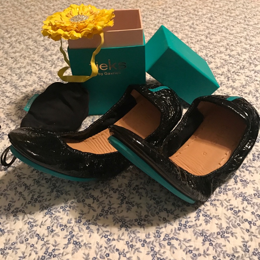 Brand new Black Obsidian Tieks. Size 8