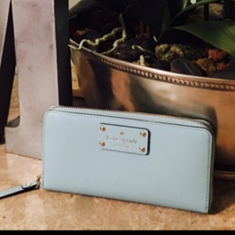 Kate Spade Continental Wallet