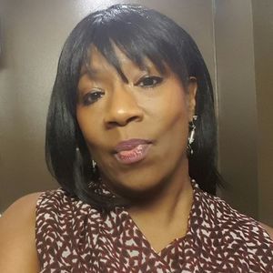 Meet your Posher, Deanna