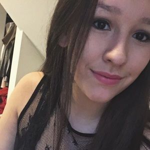 Meet your Posher, Selena