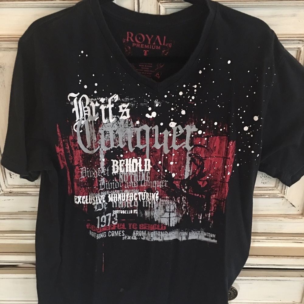 Tee shirt