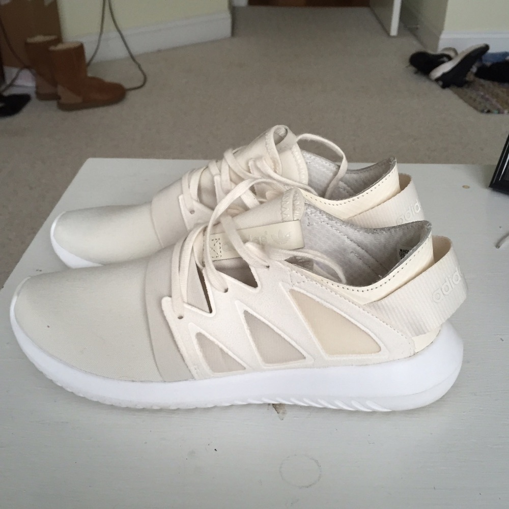 ❌SOLD❌Adidas Tubular