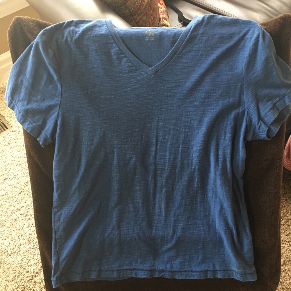 Tee shirt