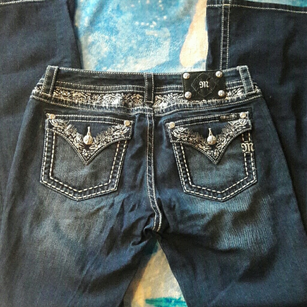 Like new Miss Me jeans