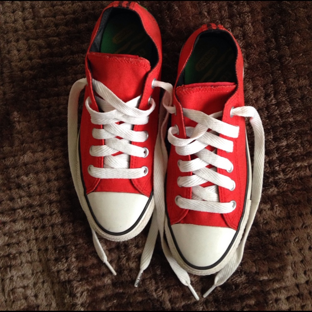 Converse All Star Crayola Scarlet Red Kids Size 5