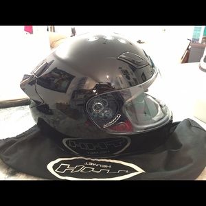 THH Helmet with gloves