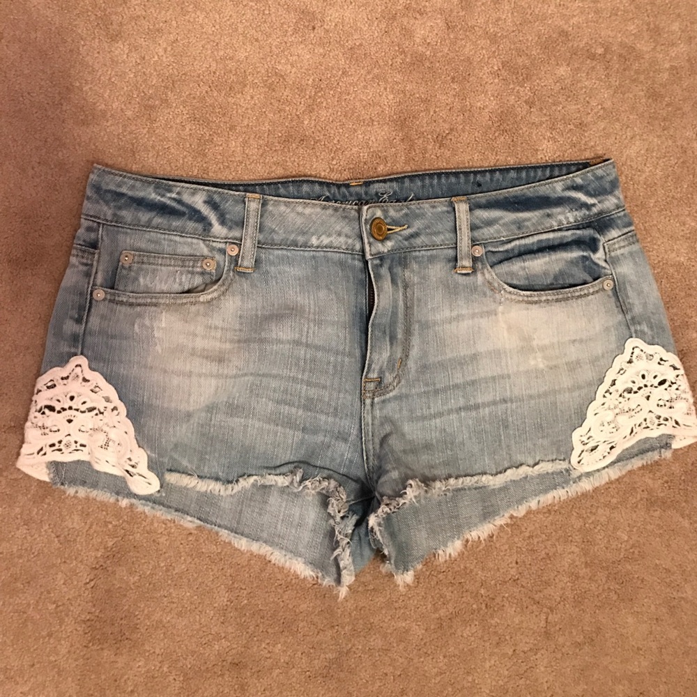 Jean shorts with lace embellishment