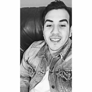 Meet your Posher, Carlos
