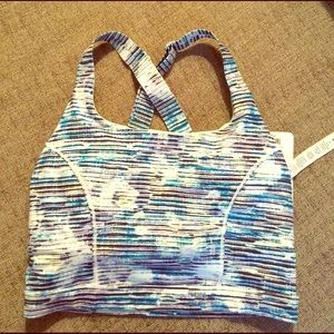 🍋**NWT lululemon sports bra