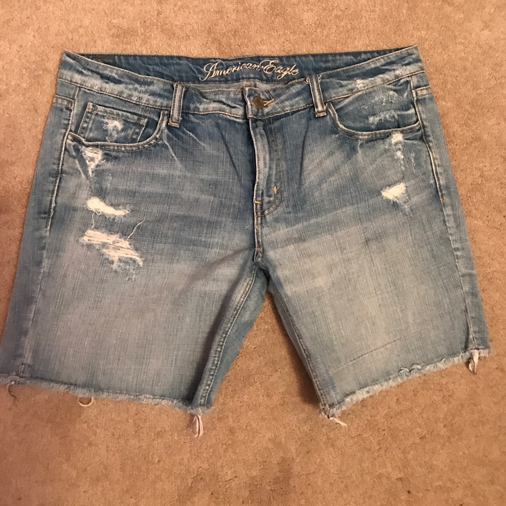 American eagle Bermuda shorts