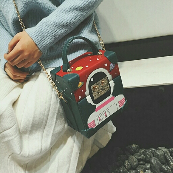 Handbag - Picture 2 of 3