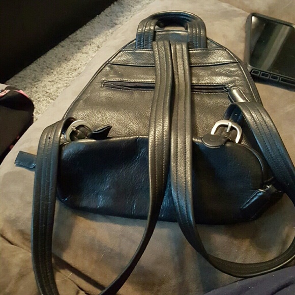 Black purse - Picture 2 of 2